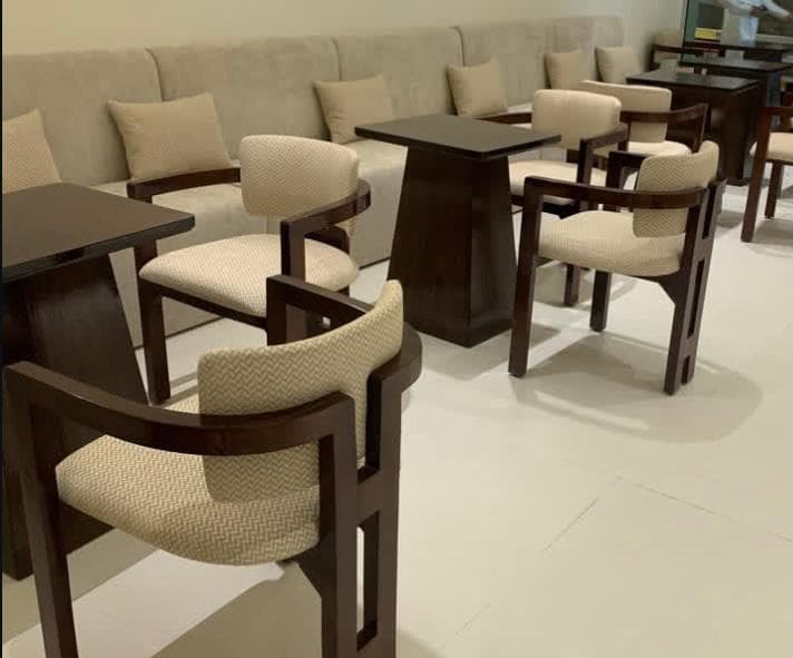 ضيافة وطاولات